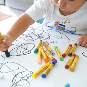 Artistes et professionnels de la Culture : répondez à l'Appel à Manifestation d'Intérêt pour réaliser des projets artistiques et culturels dans les écoles