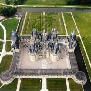 JOUE-LES-TOURS : Nils Guadagnin et Claire Trotignon 