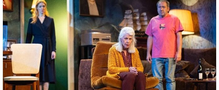 Anthéa - LA FAMILLE de Samuel Benchetrit