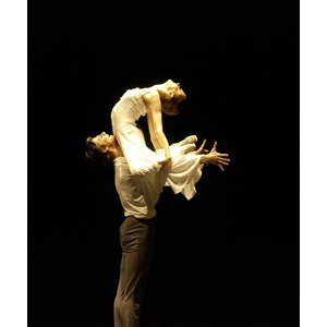 Les étoiles de BALLET 2000 brillent à Cannes